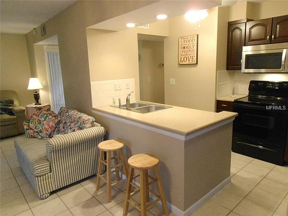 3rd image of 100 Sweetgum Woods Ct APT 11B