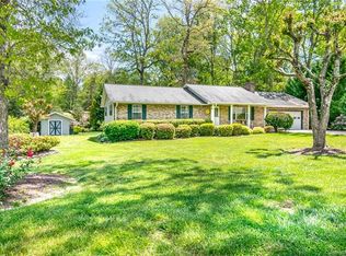 113 W Laurel Ln, Etowah, NC 28729