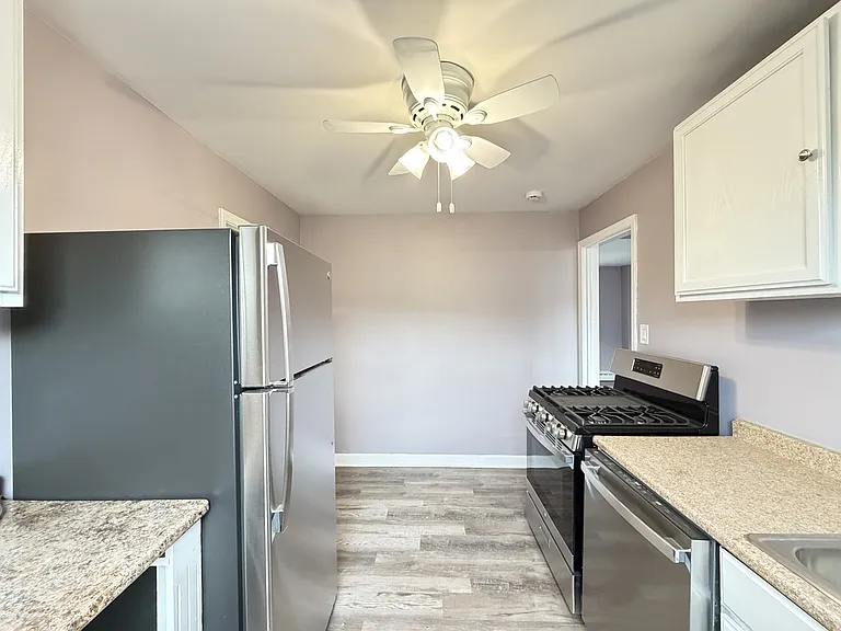 2057 E 72nd St #4 — Photo 6