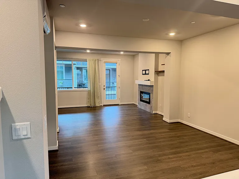 12012 NE 193rd Ln #B — Photo 10
