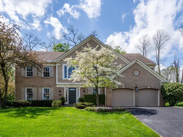 2049 Berkshire Club Dr, Cincinnati, OH 45230