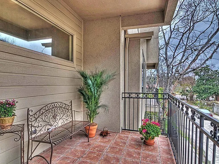 3505 Jackson St — Photo 16