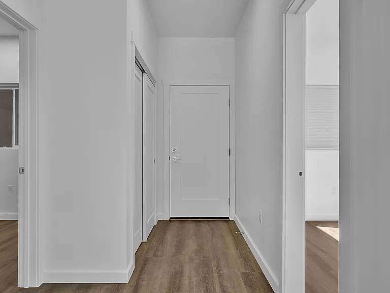 Saddle Lofts Apartments — Photo 78