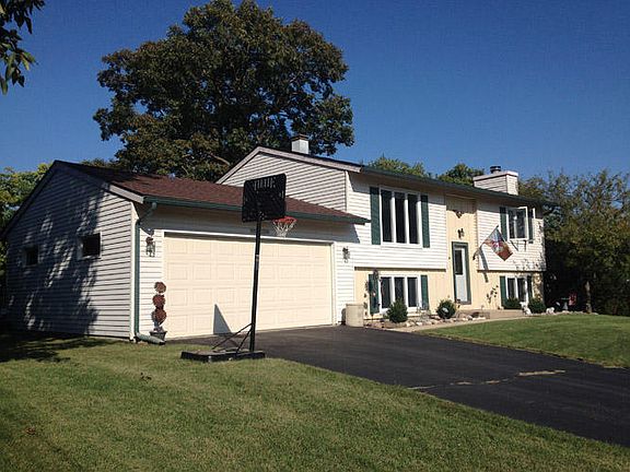 2nd image of N65W23326 Elm Dr