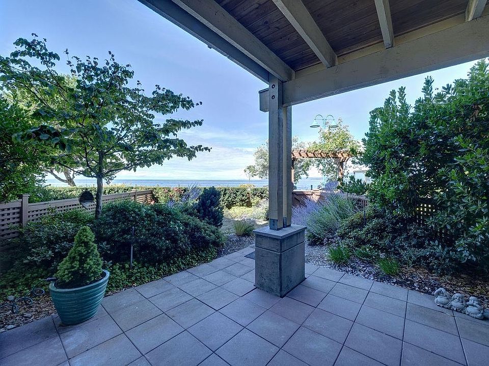 1st image of 5160 Davis Bay Rd #105