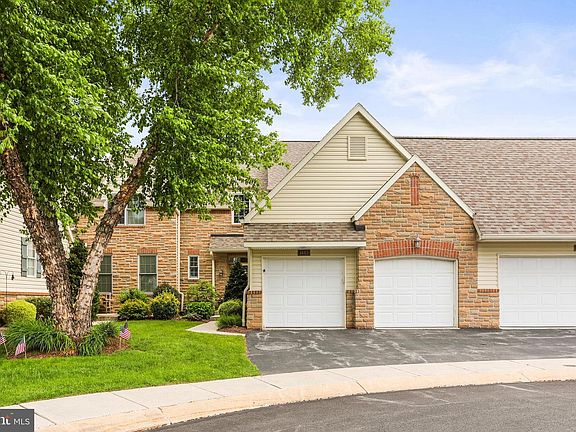 3rd image of 1443 Turnberry Ct