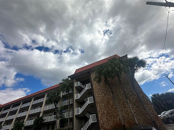 2nd image of 1700 NW 58th Ter APT 2B