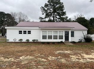 102 Sue Ave, Dunn, NC 28334