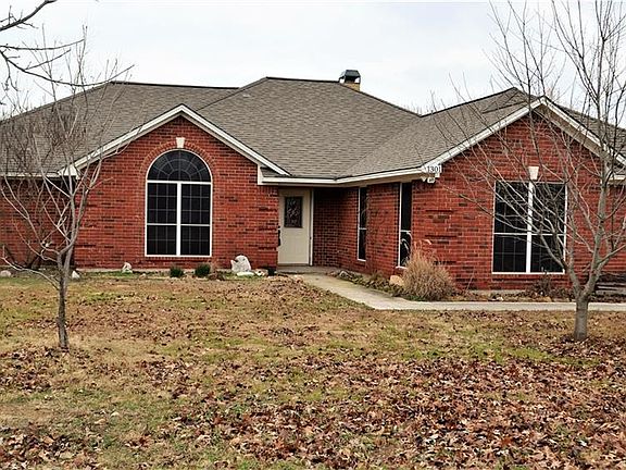 2nd image of 1301 Squires Ln