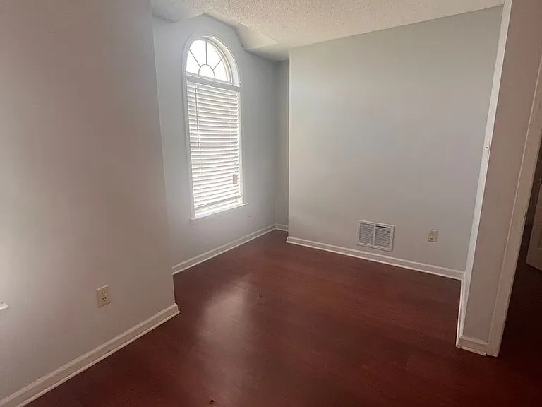 616 N Ericson Rd — Photo 22