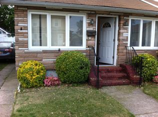 62 2nd St, East Rockaway, NY 11518
