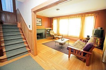 Living :: 484 37th Ave.