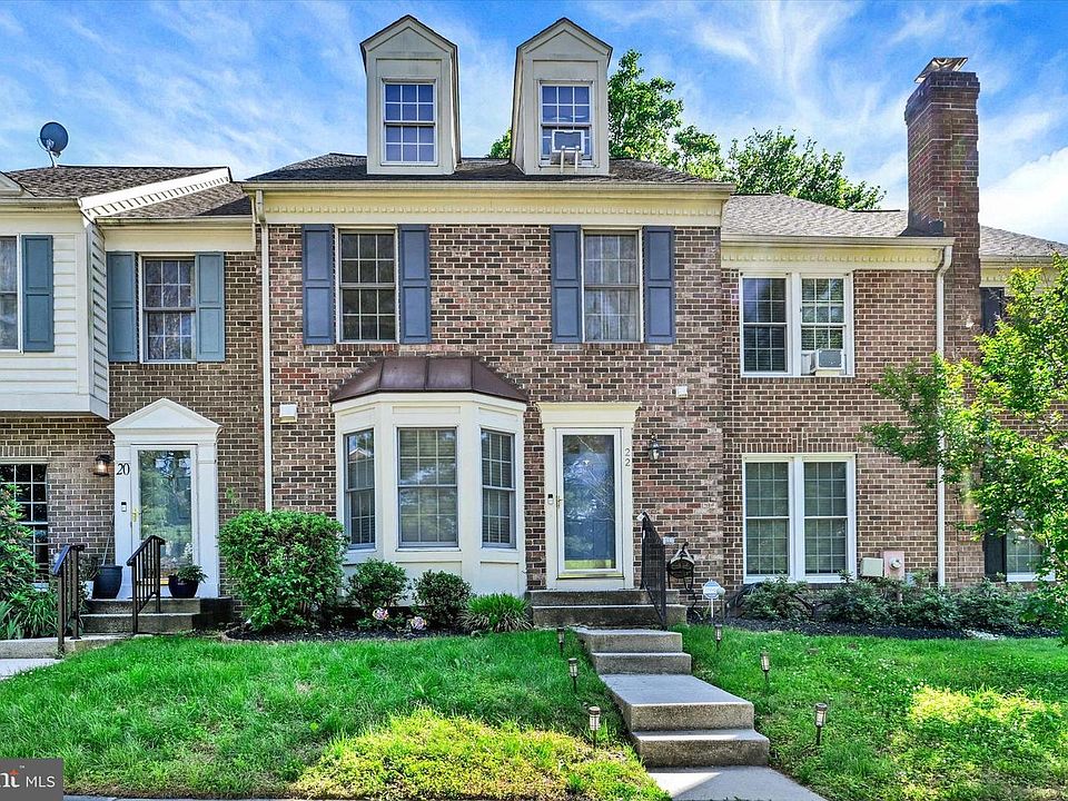 1st image of 22 Greenshire Ln