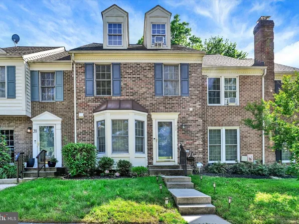 22 Greenshire Ln, Owings Mills, MD 21117