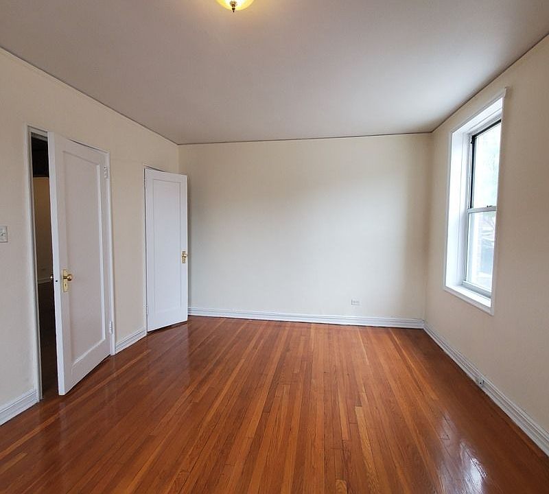 1st image of 41-43 39th Pl #1J