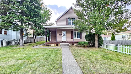 309 Derby St Photo 1