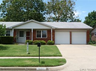 1130 N Gum Ave, Broken Arrow, OK 74012