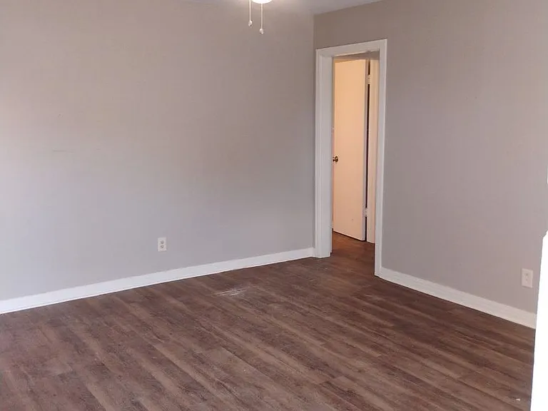 163 Hubbard Dr — Photo 5