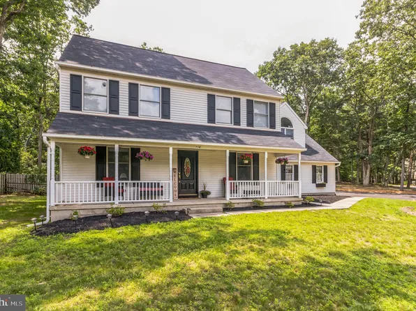 114 Strawberry Dr, Shamong, NJ 08088