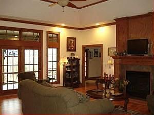 2nd image of 22651 Camelot Cir