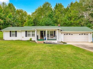 155 Taylor Rd, West Union, SC 29696