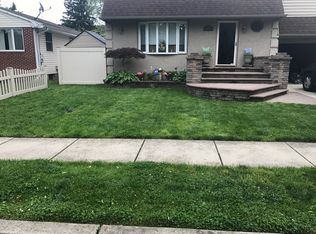 5726 Granate Ct, Pennsauken, NJ 08110