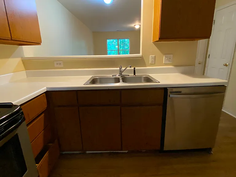 4929 Coral Ridge Ct #101 — Photo 5