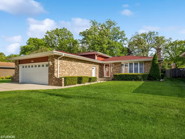 186 Spring Oaks Dr, Wood Dale, IL 60191