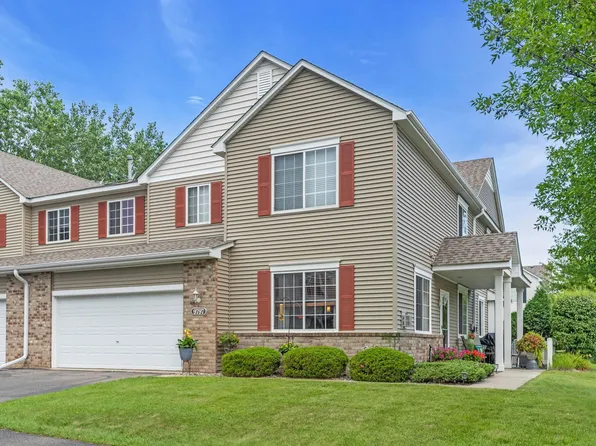 9797 Vagabond Ln N, Maple Grove, MN 55311