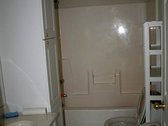 4th image of 1290 E 24th Ave