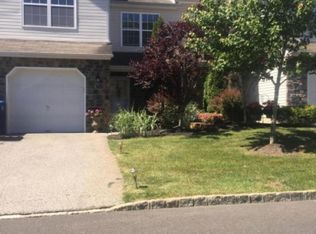 55 Santa Rosa Ln, Tinton Falls, NJ 07753