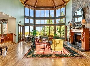 24250 S Raney Ln, Estacada, OR 97023