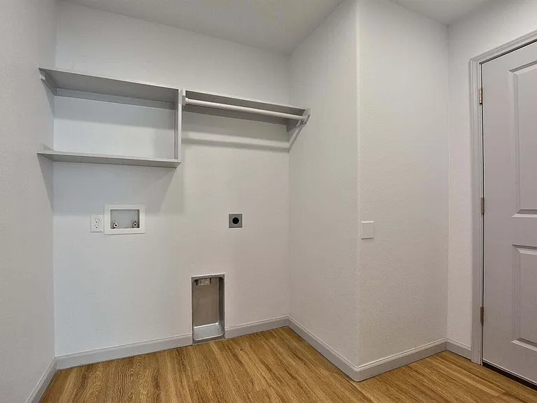 1207 N Essex Ave — Photo 10
