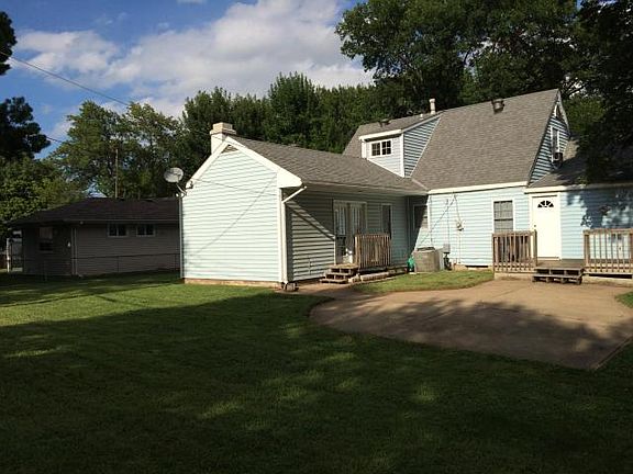 2nd image of 4350 N Denver Ave