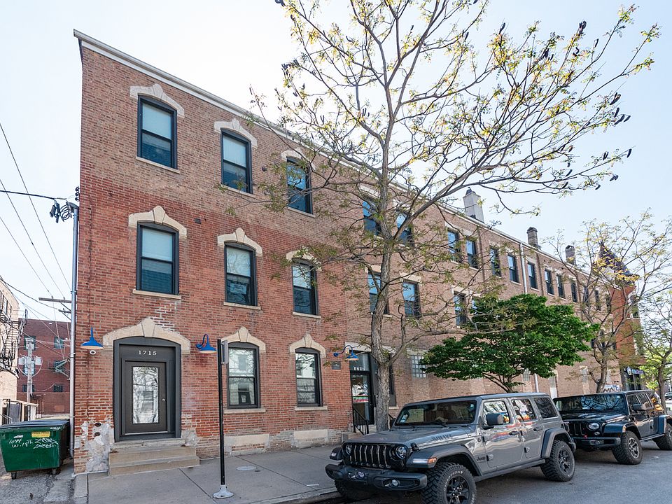 1st image of 1717 S Carpenter St #2