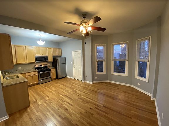 3rd image of 1032 W Leland Ave #2N
