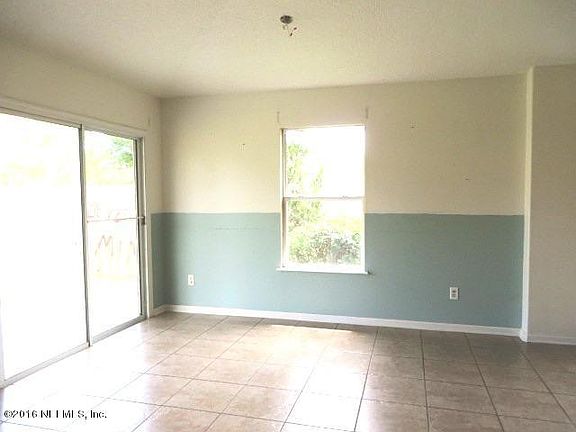 3rd image of 305 Van Gogh Cir