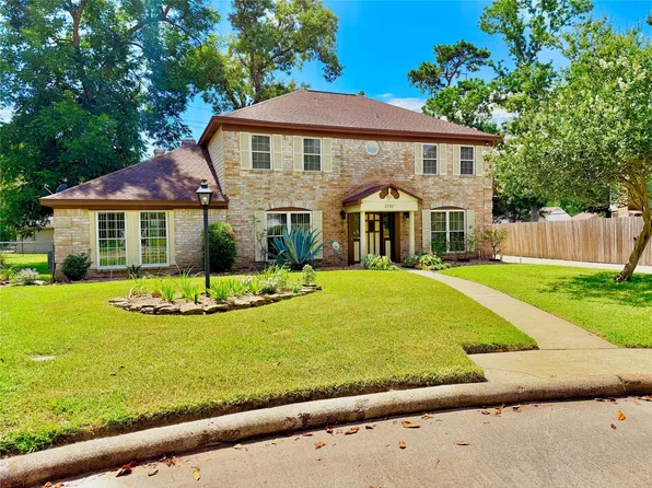 25507 Yellow Pine Cir, Spring, TX 77380