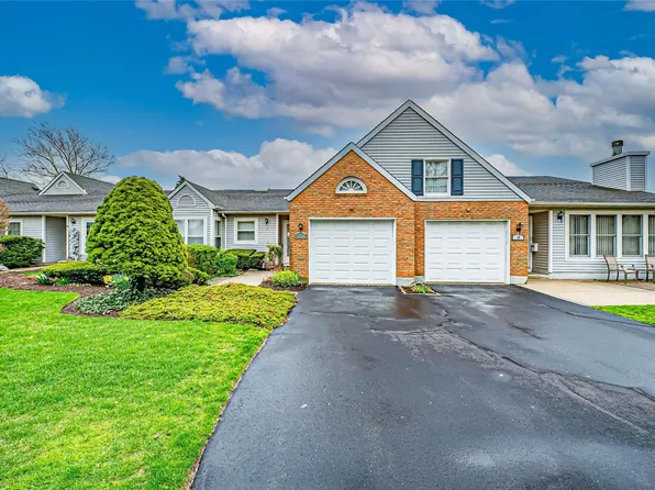 87 Hearthside Drive #87, Mount Sinai, NY 11766