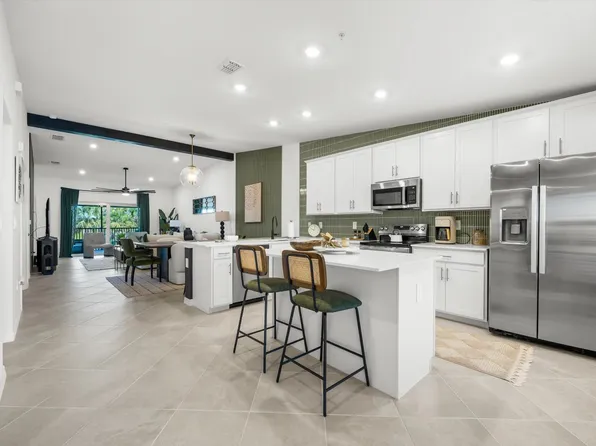 17445 Opal Sand Dr, Venice, FL