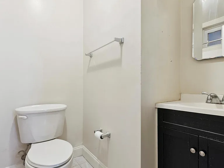 750 S Martin St #1 — Photo 4