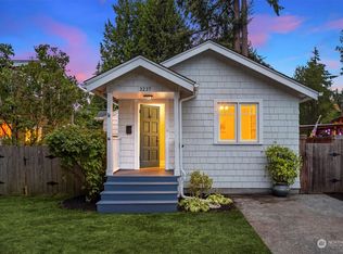 3237 47th Ave SW, Seattle, WA 98116