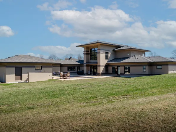 5352 State Road 144, Greenwood, IN 46143
