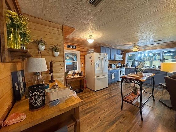 5th image of 7907 Bonita Way