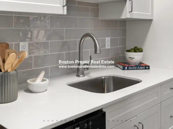 89 Park Dr, Boston, MA
