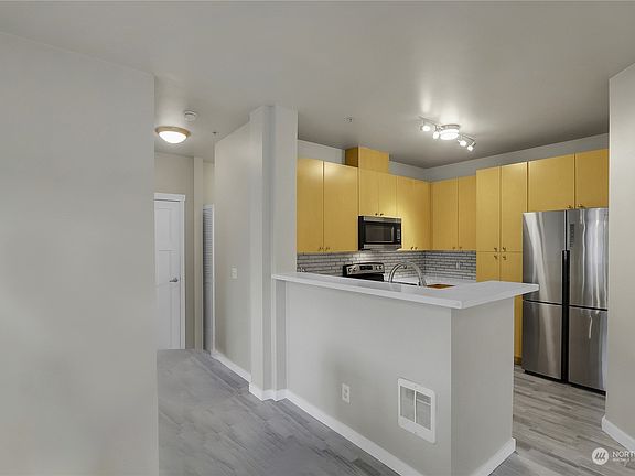 5th image of 1108 59th Street SE #A-14