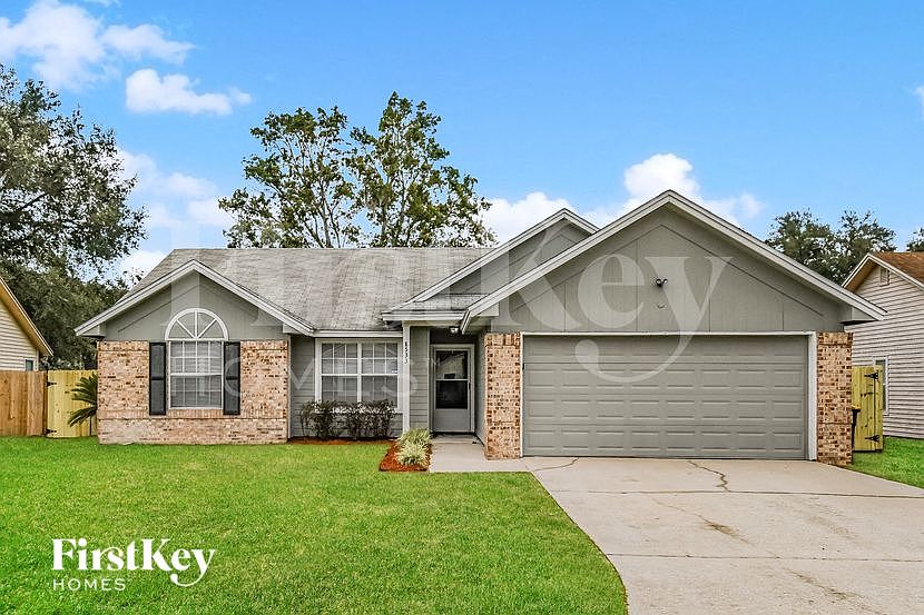 1st image of 8533 N Moss Pointe Trl