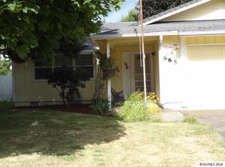 665 S 11th St, Independence, OR 97351
