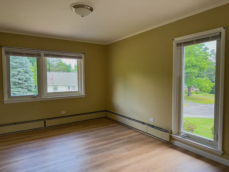 111 Woodland Ave — Photo 23