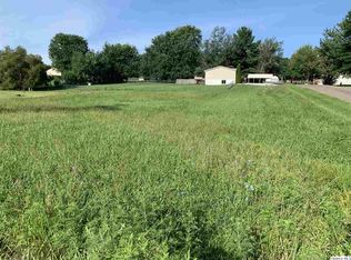 424 Magnolia St, Payson, IL 62360